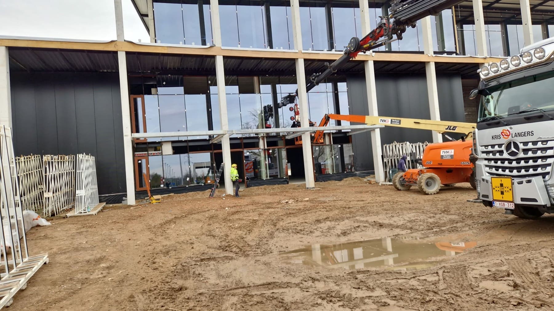 Showroom Vitrum — Verre sans cadre